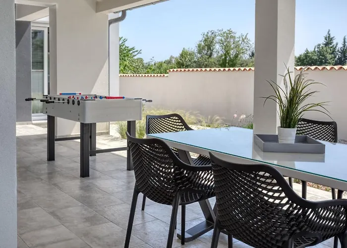 Dream House By Interhome Villa Pula