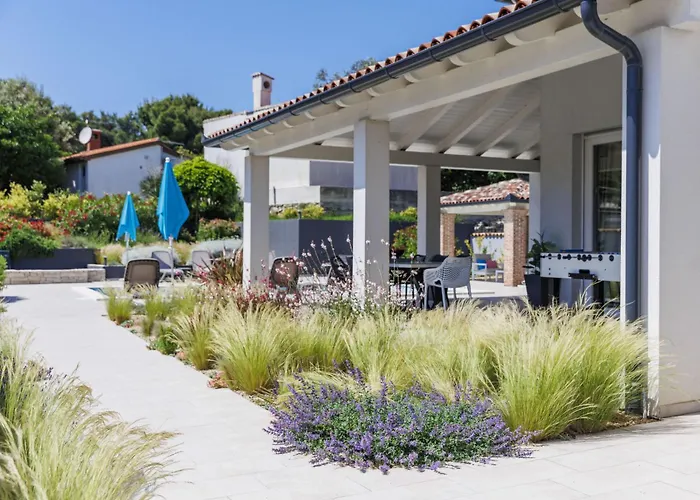 Dream House By Interhome Pula