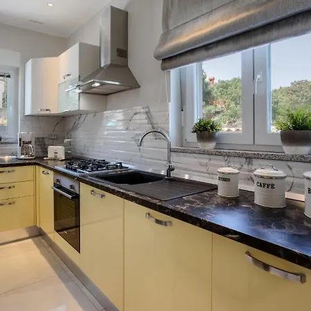 Dream House By Interhome Villa Pola