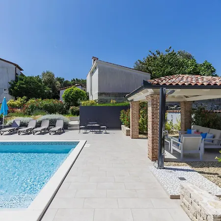 Dream House By Interhome Villa Pula