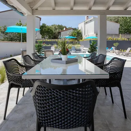 Dream House By Interhome Villa Pula